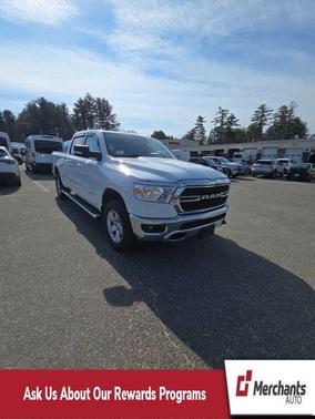 Bright White Clearcoat 2022 RAM 1500 Big Horn/Lone Star