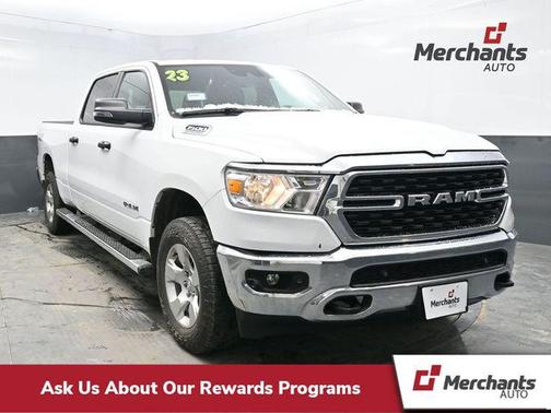 Bright White Clearcoat 2023 RAM 1500 Big Horn/Lone Star