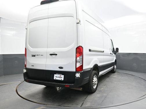 2022 Ford Transit-350 Base