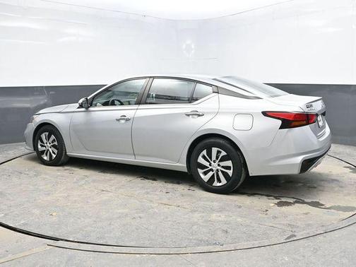 2021 Nissan Altima S FWD