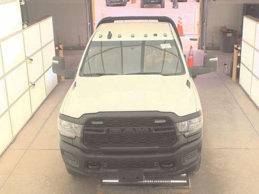 2023 RAM 2500 Tradesman Crew Cab 4x4 8' Box