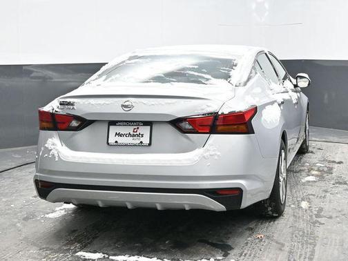 2021 Nissan Altima S FWD