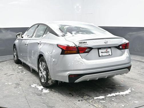 2021 Nissan Altima S FWD