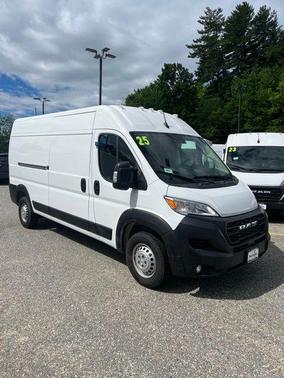 Bright White Clearcoat 2025 RAM ProMaster 2500 Tradesman