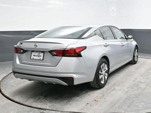 2021 Nissan Altima S FWD