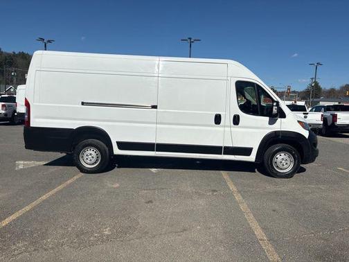 Bright White Clearcoat 2023 RAM ProMaster 3500 High Roof