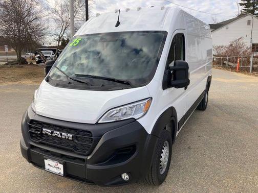 2025 RAM ProMaster 2500 Tradesman