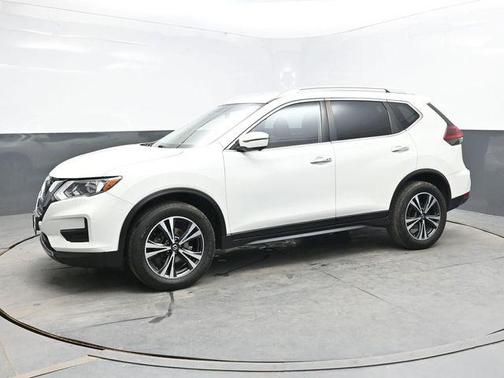 Glacier White 2020 Nissan Rogue SV