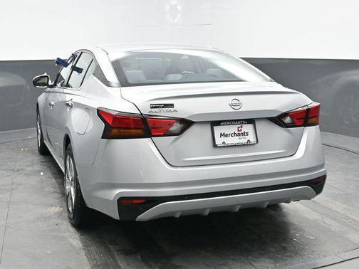 2021 Nissan Altima S FWD