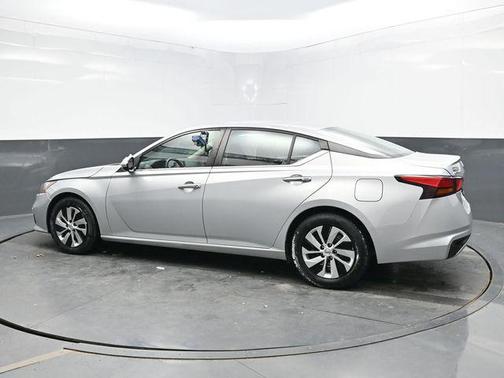 2021 Nissan Altima S FWD