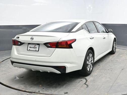 2021 Nissan Altima S FWD