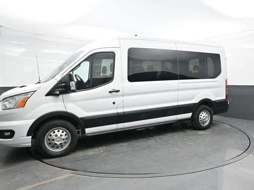 2022 Ford Transit-350 XLT