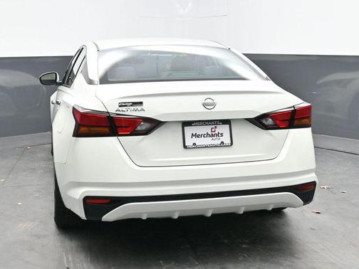 2021 Nissan Altima S FWD