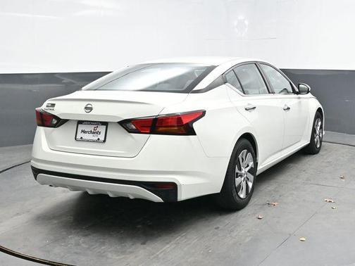 2021 Nissan Altima S FWD