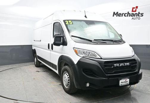 Bright White Clearcoat 2025 RAM ProMaster 2500 Tradesman