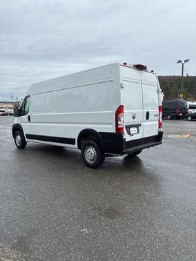 Bright White Clearcoat 2024 RAM ProMaster 2500 Tradesman