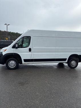 Bright White Clearcoat 2024 RAM ProMaster 2500 Tradesman