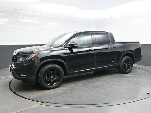 2023 Honda Ridgeline Black
