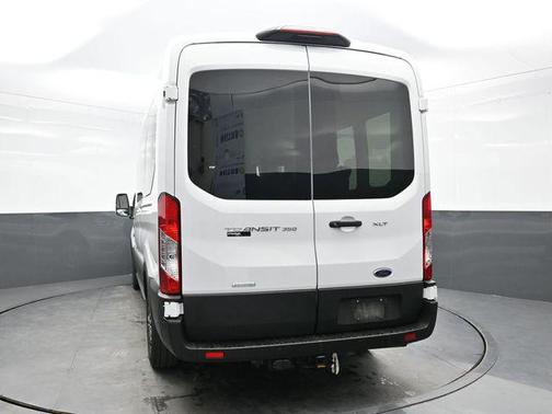 2022 Ford Transit-350 XLT
