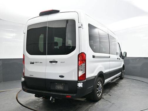 2022 Ford Transit-350 XLT