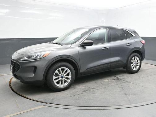 Carbonized Gray Metallic 2022 Ford Escape SE