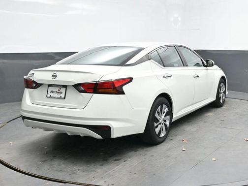 2021 Nissan Altima S FWD
