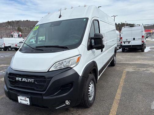 2025 RAM ProMaster 2500 Tradesman