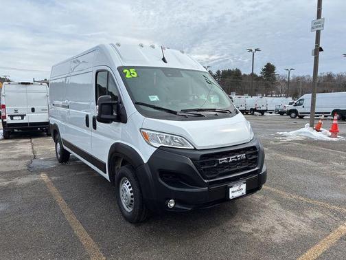2025 RAM ProMaster 2500 Tradesman