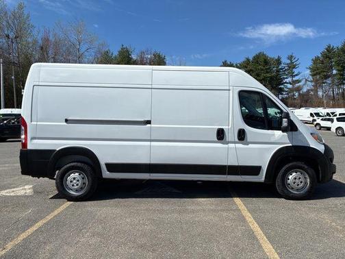 Bright White Clearcoat 2023 RAM ProMaster 2500 High Roof
