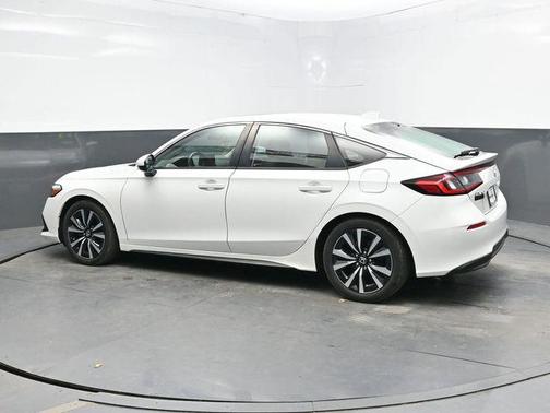 2023 Honda Civic EX-L