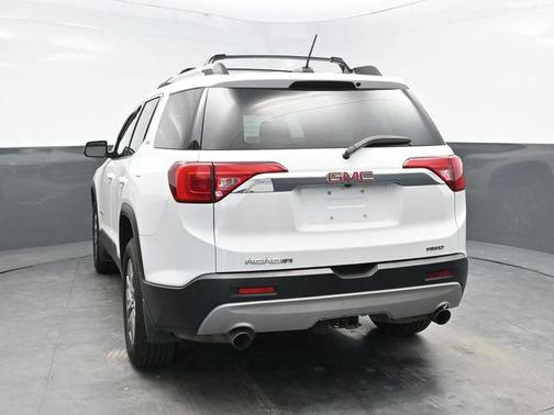 2018 GMC Acadia SLE-2