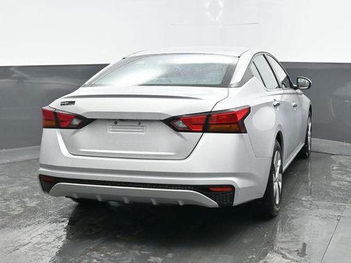 2021 Nissan Altima S FWD