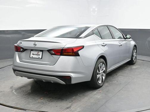 2021 Nissan Altima S FWD