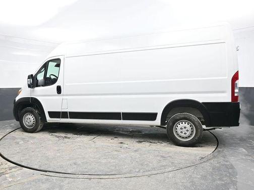 Bright White Clearcoat 2024 RAM ProMaster 2500 Tradesman