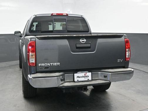 2017 Nissan Frontier SV