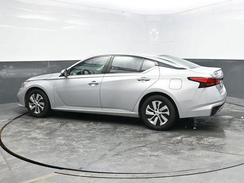 2021 Nissan Altima S FWD