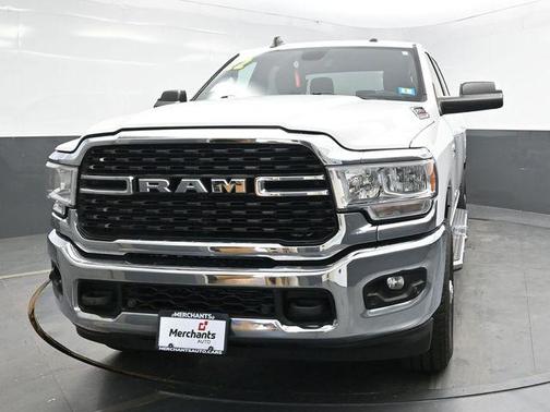 2022 RAM 2500 Big Horn Crew Cab 4x4 6'4' Box