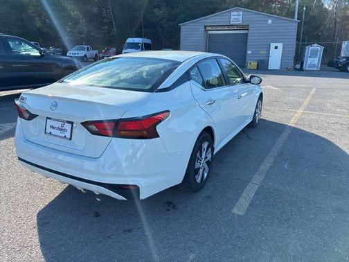 2021 Nissan Altima S FWD