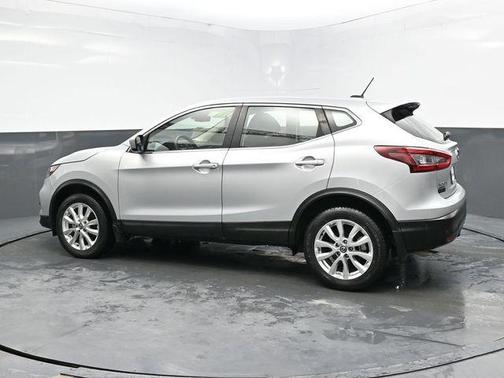 2022 Nissan Rogue Sport S