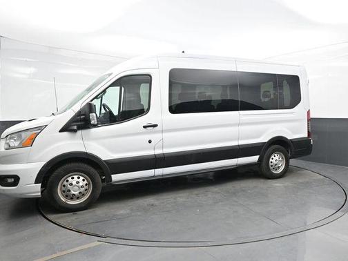 2022 Ford Transit-350 XLT