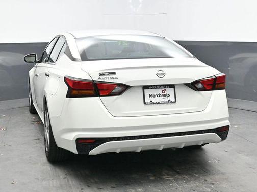 2021 Nissan Altima S FWD