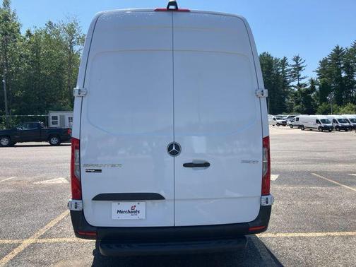 2022 Mercedes-Benz Sprinter 2500 High Roof