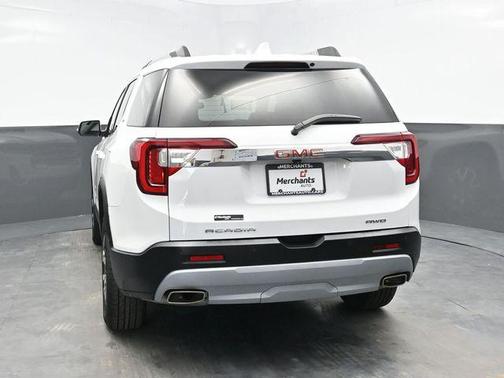 2023 GMC Acadia AWD SLT