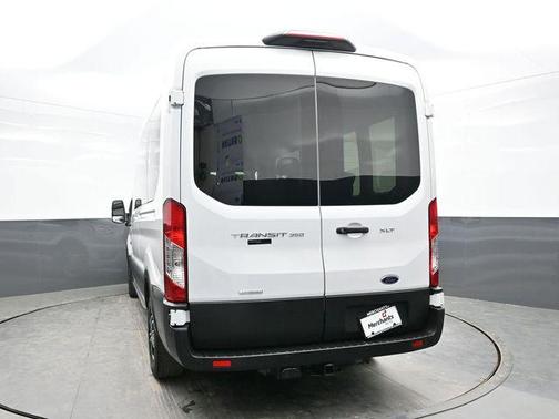 2022 Ford Transit-350 XLT