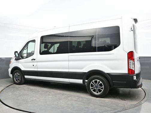 2022 Ford Transit-350 XLT