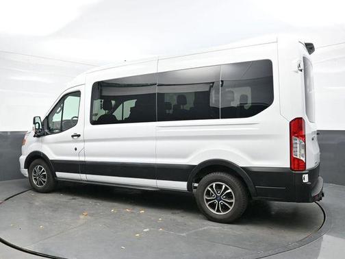 2022 Ford Transit-350 XLT