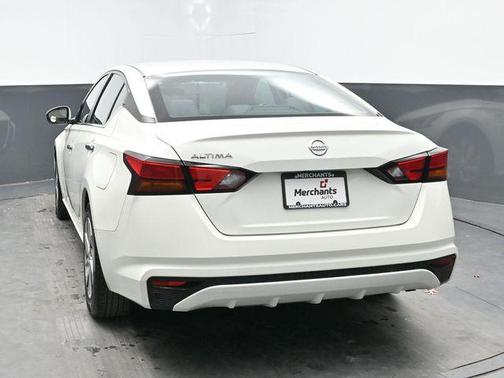 2021 Nissan Altima S FWD
