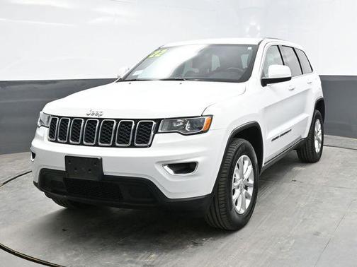 2022 Jeep Grand Cherokee Laredo