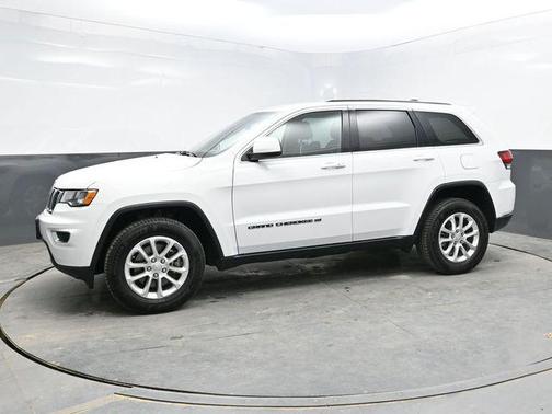 2022 Jeep Grand Cherokee Laredo
