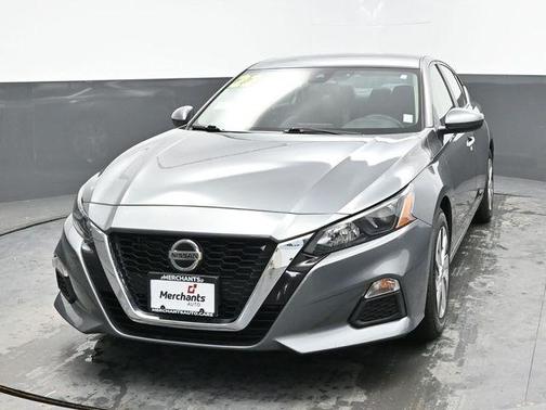 2022 Nissan Altima S FWD